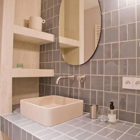 Wonderful Luxury And Design In Mouffetard Apartment