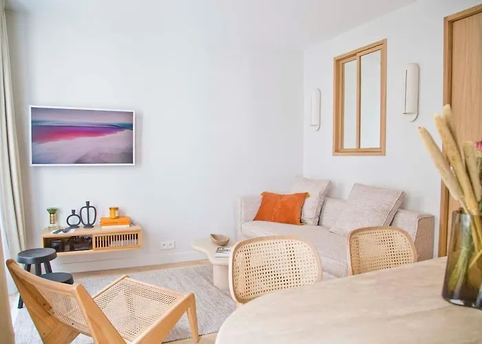 Lola - Design 2br Mouffetard Pantheon * Paris